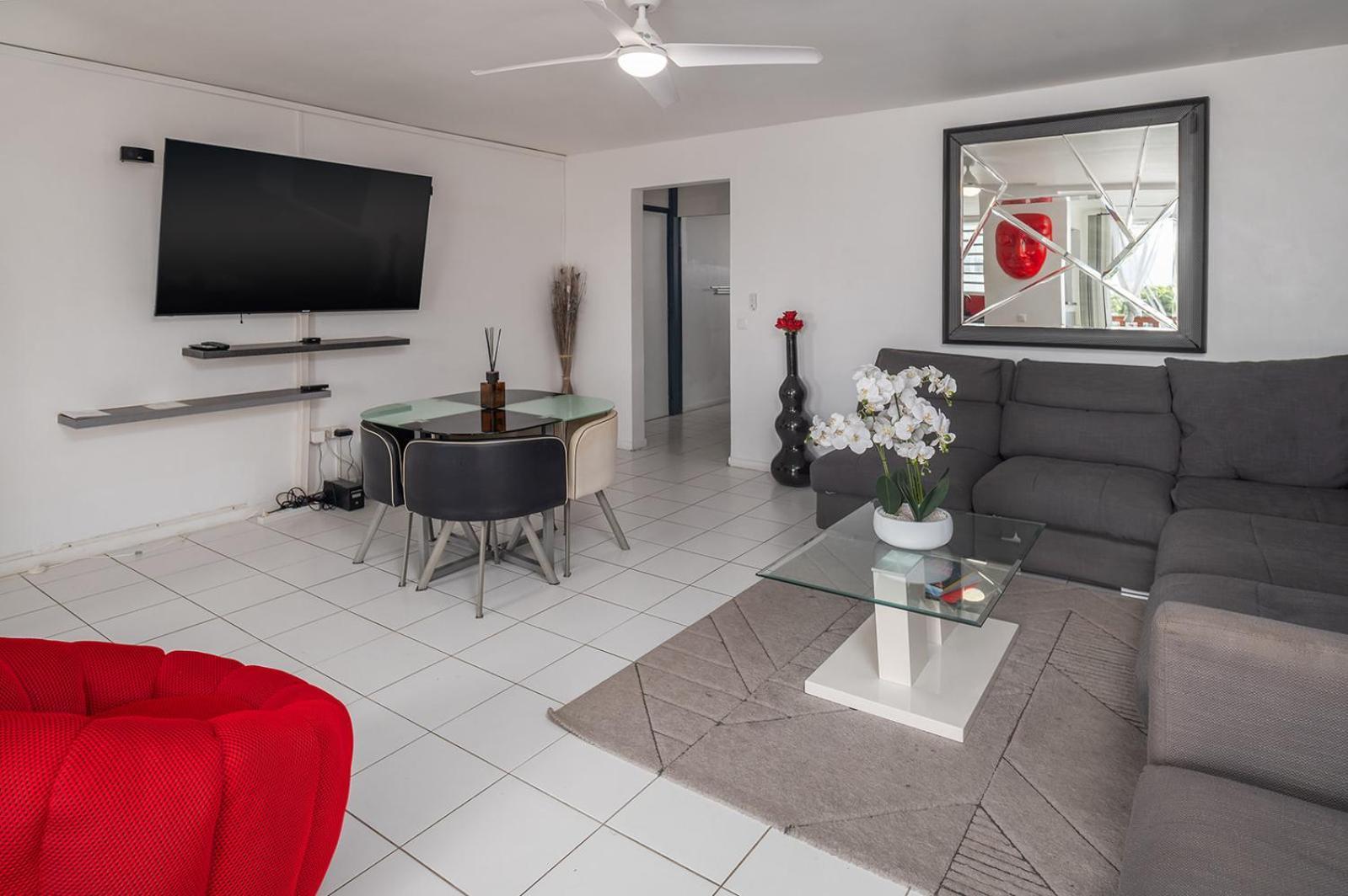 Ebt Housse, Appartement, Jacuzzi Vue Mer, 10 Min Aéroport Et Port